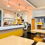 Ibis Budget Hotel