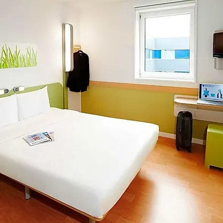 Ibis Budget 2*